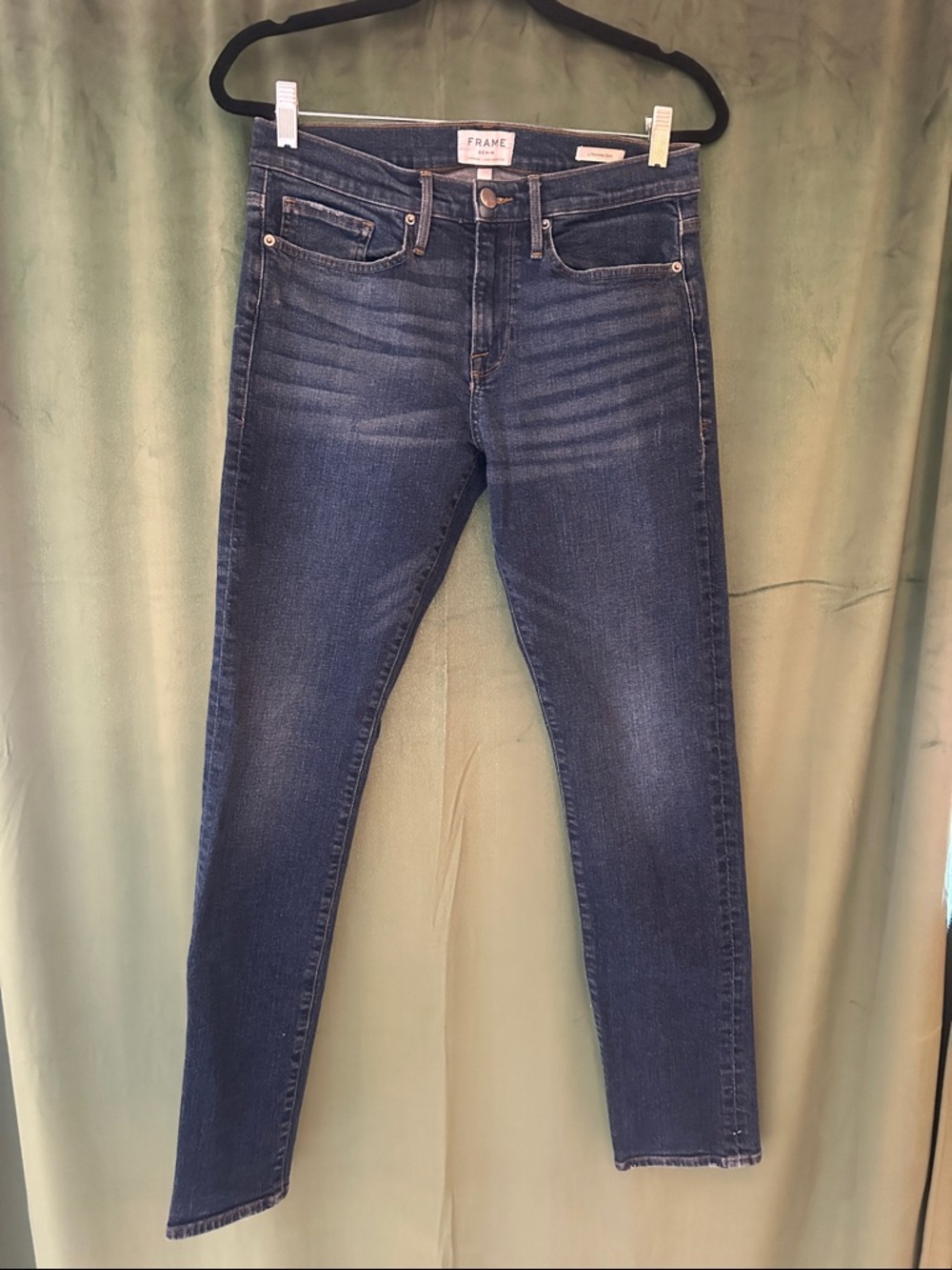 FRAME Denim Jeans